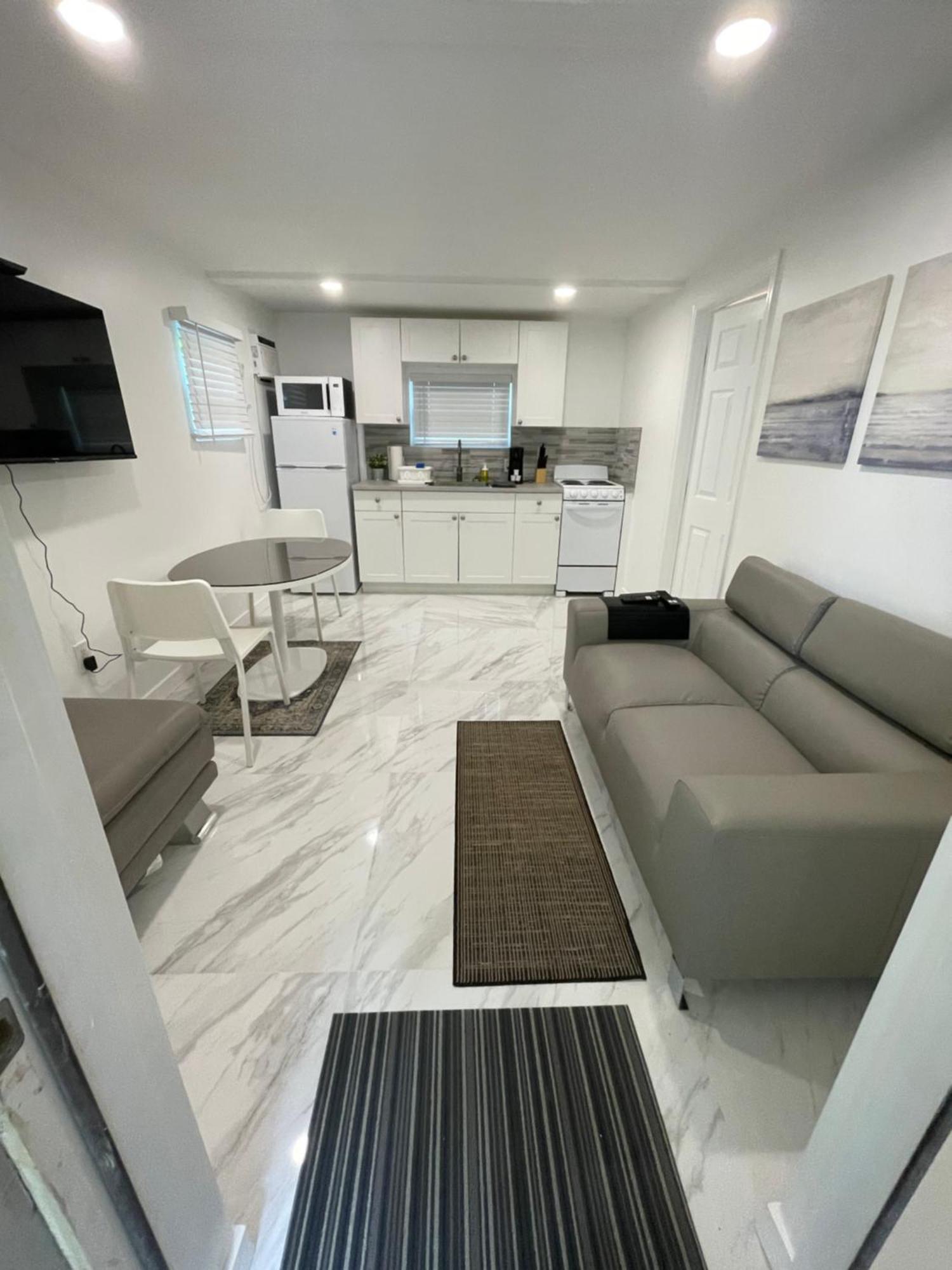 Downtown Ftl Apartments On The River Форт Лодърдейл Екстериор снимка